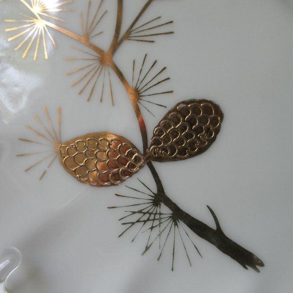 Fine Porcelain Saucer Golden Pine, Japan - Picture 3 of 10